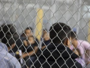 MIGRANTES DETENIDOS